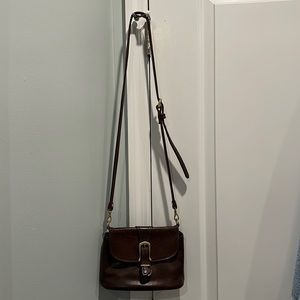 Fount Arlo Crossbody bag